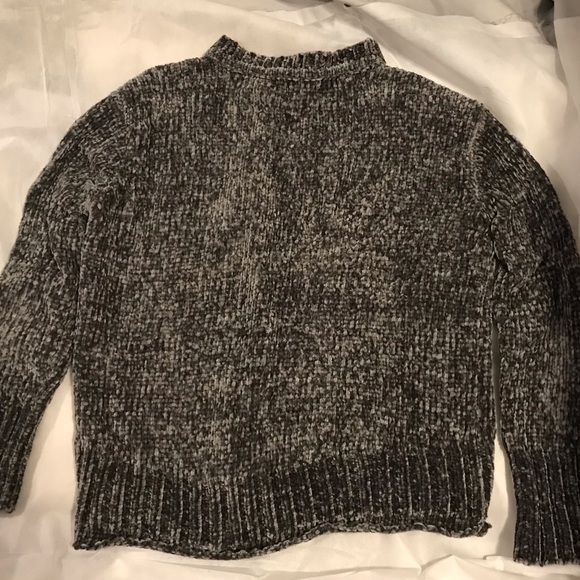 Romeo & Juliet Grey Sweater - Picture 3 of 3